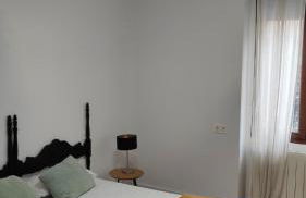 Amplio alojamiento centro barrio del Oeste - Photo 22