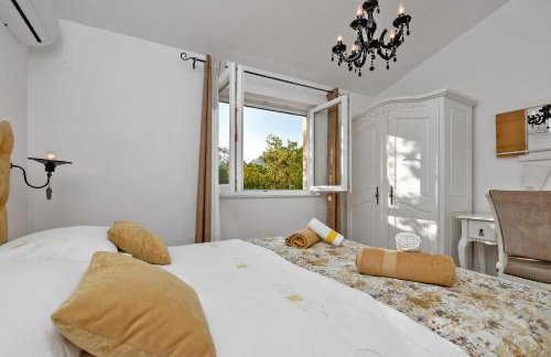 Villa Melita - Heated pool, Speed Internet within Nature Park - Foto 28