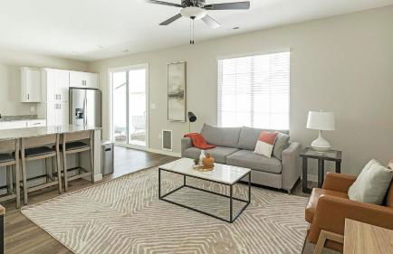 Landing Stylish 2BD Pool Courtyard - Foto 44