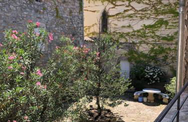 Manoir de Champvert - Foto 36