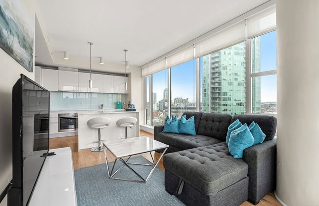 By Stampede Free Parking Banff Pass Wine More - Photo 41