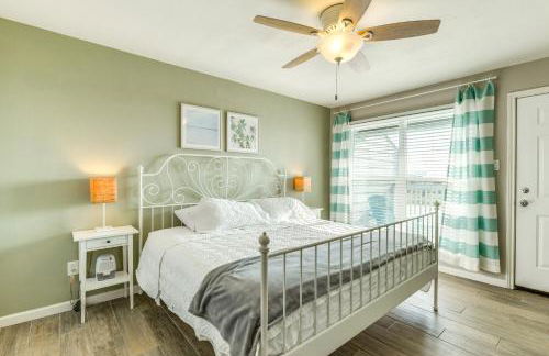 Balcony, Pool and Beach Access Port Aransas Condo! - Foto 11