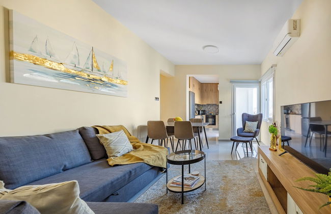 74 Prokymea- Steps From the Sea, Downtown, Balcony - Foto 1