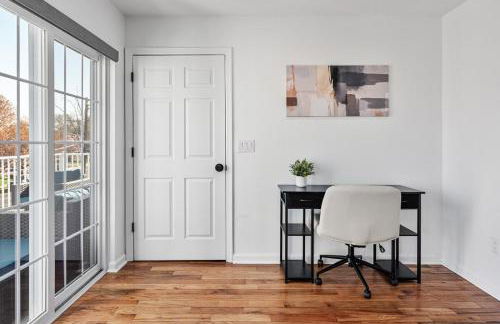 NYC 20min, Sleeps 10, Free Parking, Patio - Foto 8