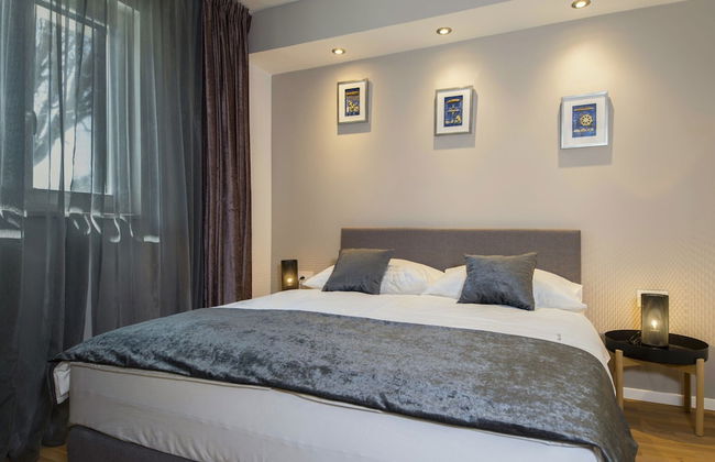 Villa with Swimming Pool, Outdoor Kitchen, Sauna, Hot Tub, Play Area, Sea View - Foto 12