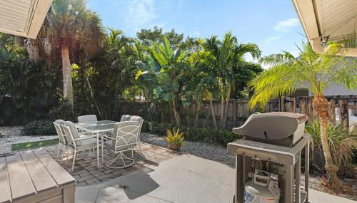 Pet Friendly Pool Home in River Reach of Naples FL - Photo 4