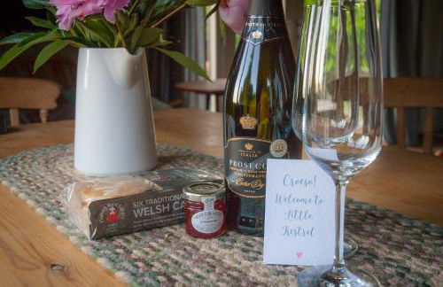 Little Kestrel Cabin - Photo 35