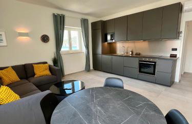 Newly Refurbished Komiza Haven - Photo 1