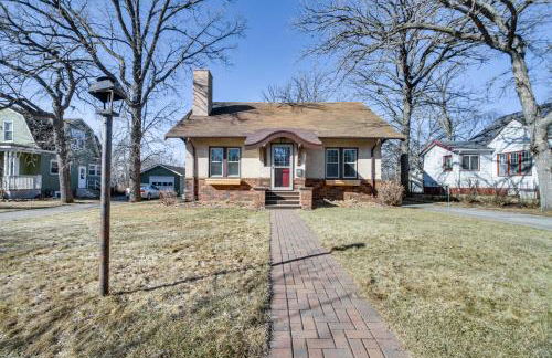 Spacious Detroit Lakes Home Walk to Downtown! - Foto 32