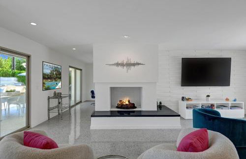 Ultra-Chic LUXE Mid-Century Estate- Resort Like Pool, Spa, Firepit, Outdoor Kitchen 3BED/3BATH - Foto 3