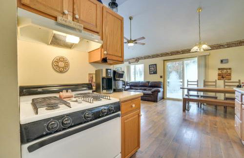 Family Nature Escape! South Branch Haven with Deck - Foto 7