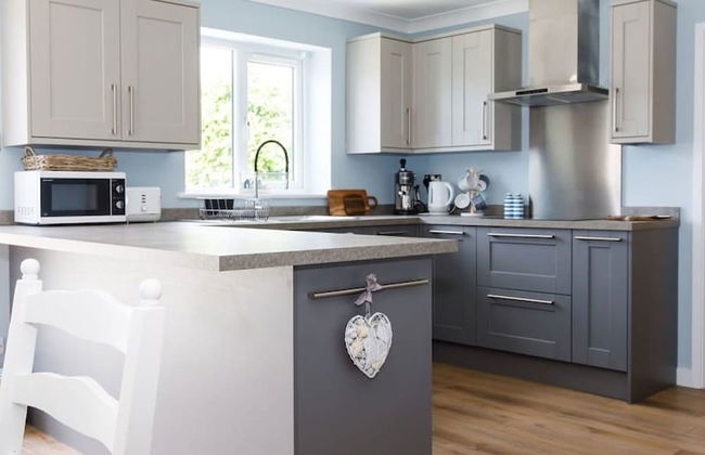 Charming Bolthole 400m to Beach - Foto 12