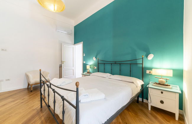 Piazza San Luigi 9 in Naples - Foto 5