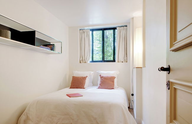 Paris Green House Residence - Photo 4