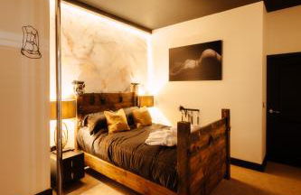 Casa Amor - Adult Only Jacuzzi Suite - Photo 4