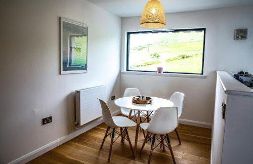 Residence 10 by Together Travel - Luxury 2-Bed Penthouse Apartment - Foto 25