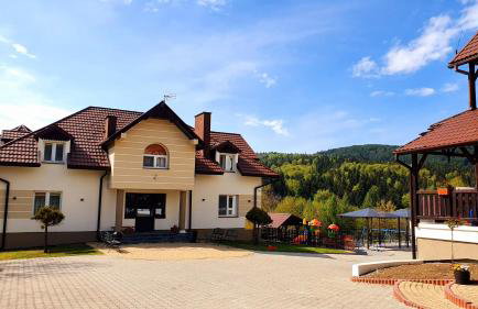 Dom Pod Lipą - Foto 1