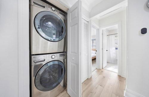 Escape to Newly Remodeled Home in the Heart Fort Lauderdale with Private Pool - Foto 8