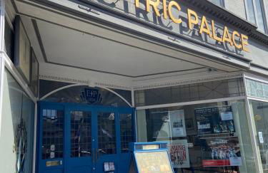 No 3, apartment in the heart of Bridport, Dorset - Photo 43