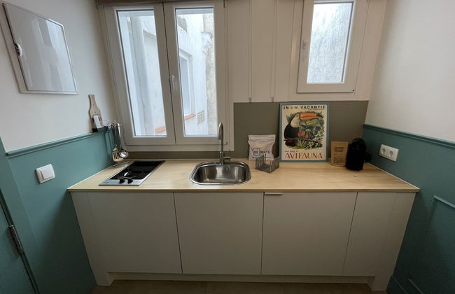 Be Mate Gran Vía Suites - Photo 22