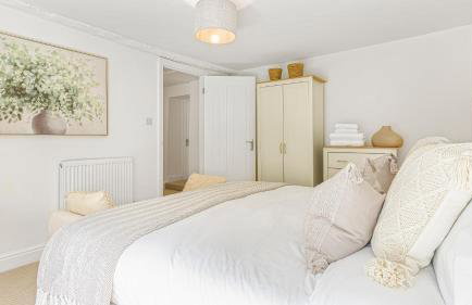 Newly renovated 2-bed house in Lechlade with parking - Foto 12