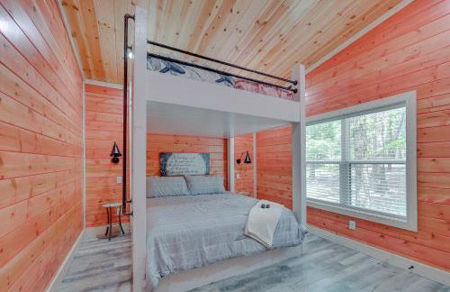 Playground and Pool Table Fun! Broken Bow Retreat - Foto 20