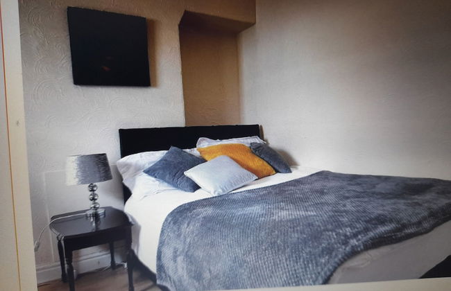 Immaculate 3-bed House in Middlesbrough With Wifi - Foto 6