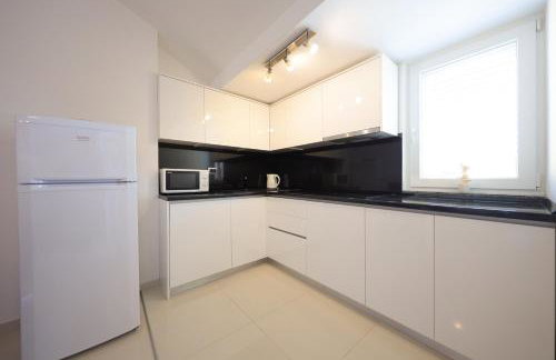 Villa Pino with Pool, Sauna & Jacuzzi - Foto 52