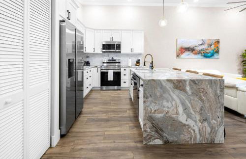 Alluring Luxury Oasis, Modern Comfort & Relaxation - Foto 6