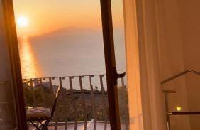 Breathtaking Sea View Apartment on Sorrento Coast with Sunset Terrace & Parking - Foto 33