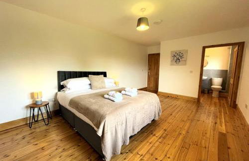 Spectacular 7BR House Hot Tub and Gardens in Gretna - Pass the Keys - Foto 33