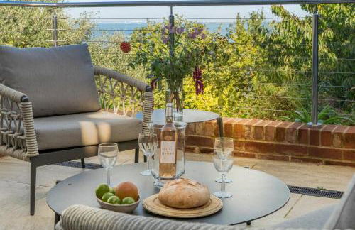 Bay House - Photo 23