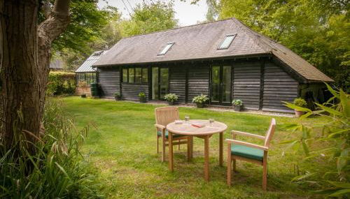 All Saints Cottage - secluded cottage with garden, 15 min walk to pub - Foto 4, Garden, Garden view