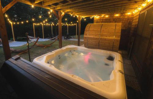 Luxury Chalet, Firepit, Sauna, Pet Friendly, 5 mins to Windham Mtn resort - Foto 4