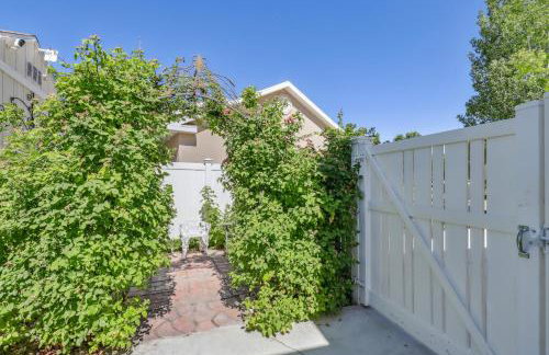 Cozy American Fork Retreat with Electric Fireplace - Foto 17