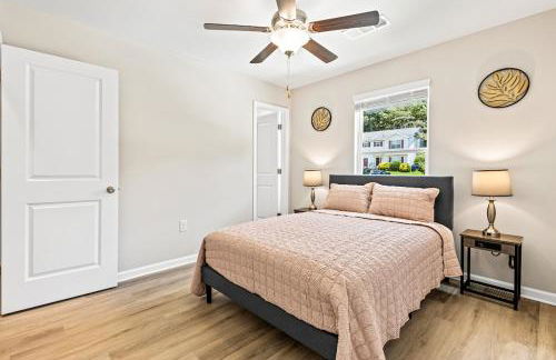 Elegant Escape Near Six Flags with WiFi, AC - Foto 18