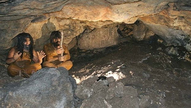 Intérieur de la Grotte de l'Eau