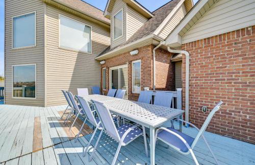 Lake Cumberland Home with Hot Tub and Game Room - Foto 32