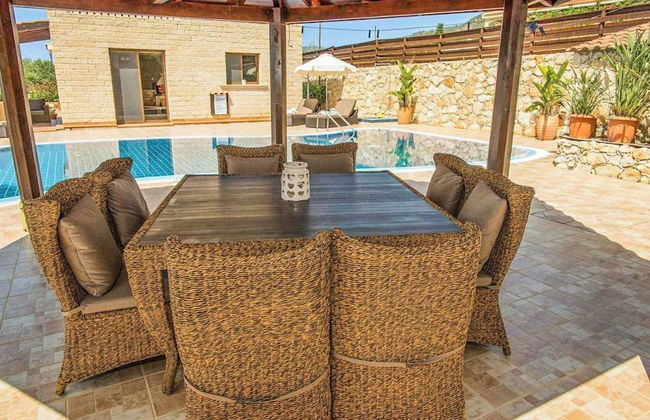 Villa Nikos Argaka - Photo 21