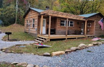 Creekside Cottage - Your Perfect Mountain Getaway! - Foto 8