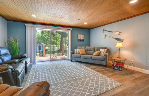 Chippewa Falls Retreat on Lake Wissota with 2 Decks! - Foto 1