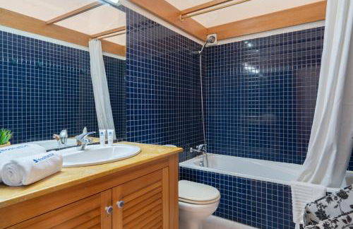 Host Wise - Stunning Modern Flat w Terrace Miramar Gaia - Foto 31