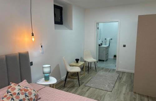 Victoria 1942 - Foto 8