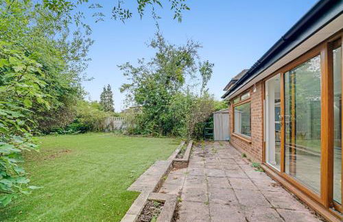 Lux 5 Bed sleeps 11, 10 mins from Wembley Stadium, Jacuzzi and Steam Shower - Photo 53