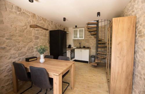 Stone house Marinko - Free Beach Parking - Foto 22