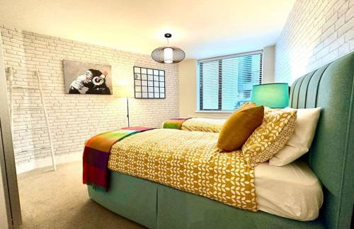 Super Modern New 2 Bedroom Apartment - Next to the Beach - Great Location - Fast WiFi - Smart TV - sleeps up to 4! Close to Purbeck, Corfe Castle, Sandbanks, Poole & Bournemouth - Foto 18