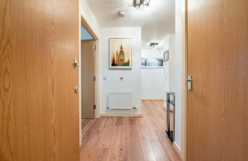 Luxury Stay Longer Sleeps 6 FreeParking FreeGym Terrace - Foto 7