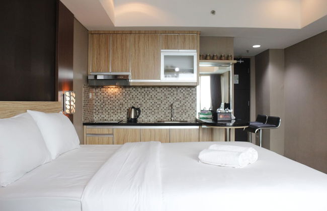 Deluxe Studio Room @ Tamansari La Grande Apartment - Foto 13