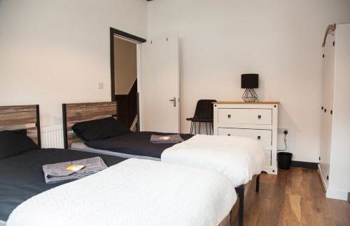 Entire Modern Home in Manchester and Near Peak District - Foto 24