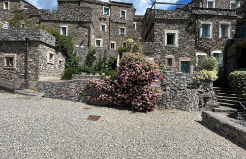 Oliveto stunning property with private garden - Photo 4